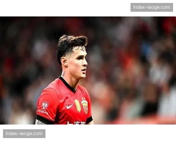 上海海港后场推进暴露短板 维塔尔带球距离超400米但起速缓慢